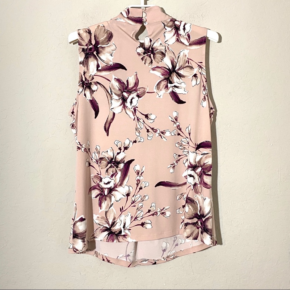 Karl Lagerfeld Floral Sleeveless Pleated Blouse - Picture 5 of 10